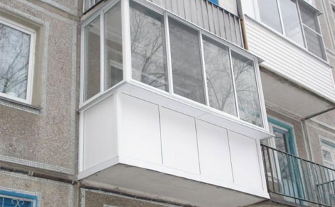 Расширение балконов и лоджий с помощью выноса остекления