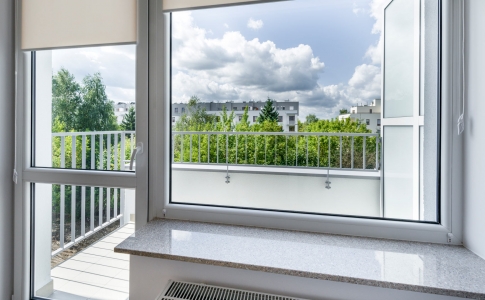 Тёплые пластиковые окна, для квартир, балконов и лоджий (цена)